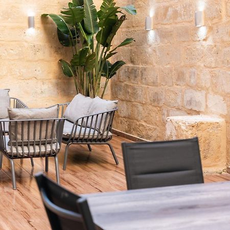 Valletta Waterfront Backyard Flat By Arcobnb Il-Furjana Exteriör bild