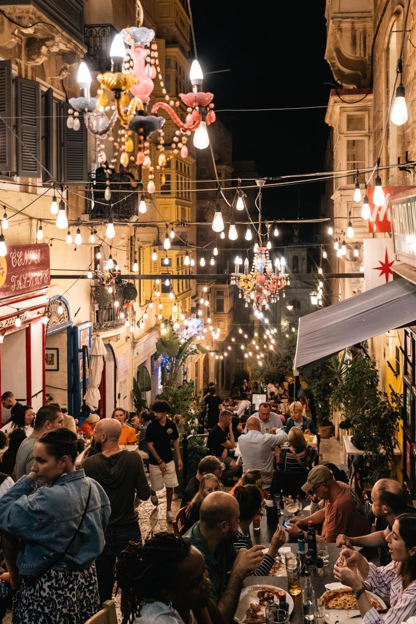Valletta Waterfront Backyard Flat By Arcobnb Il-Furjana Exteriör bild
