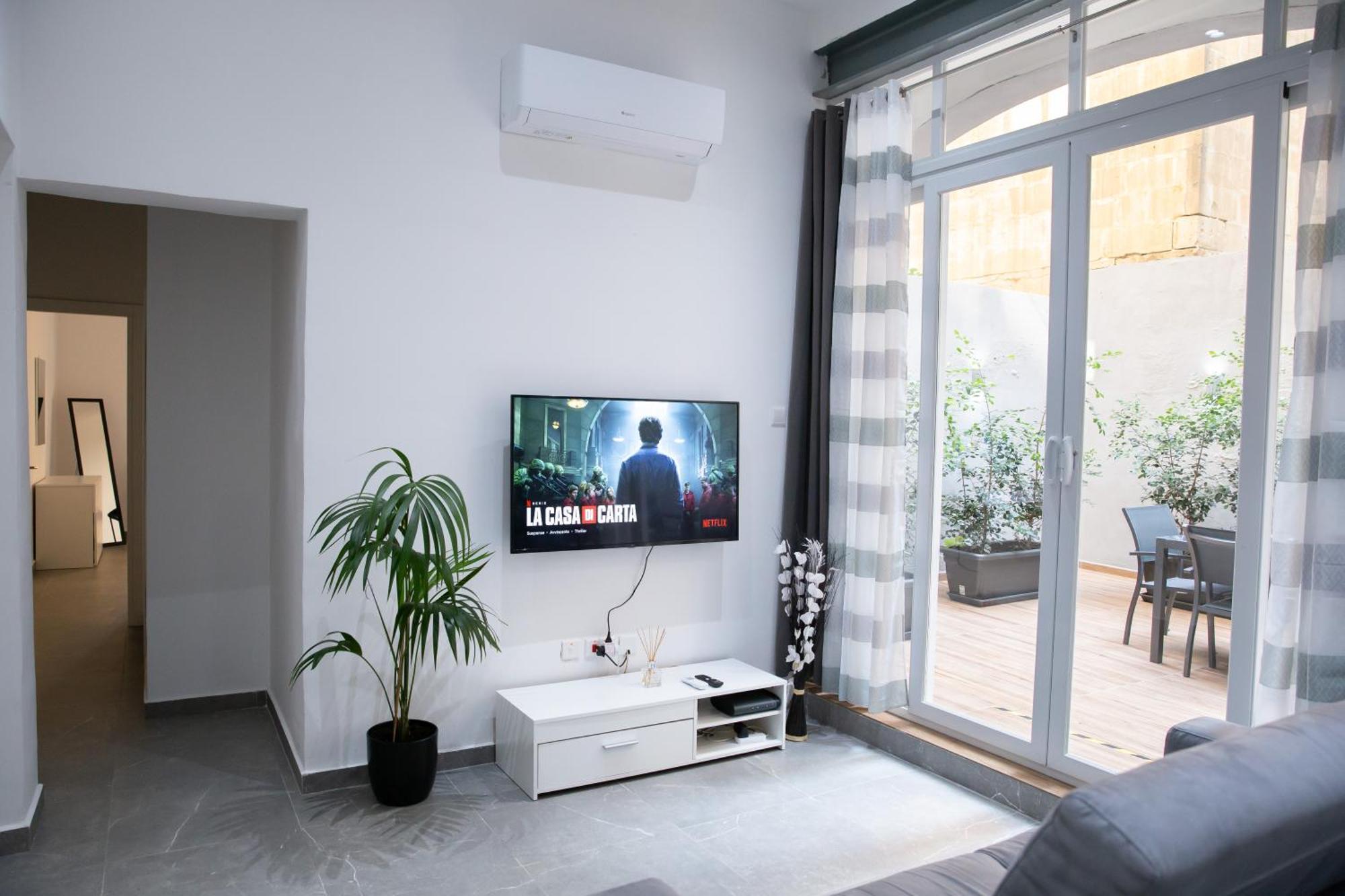 Valletta Waterfront Backyard Flat By Arcobnb Il-Furjana Exteriör bild