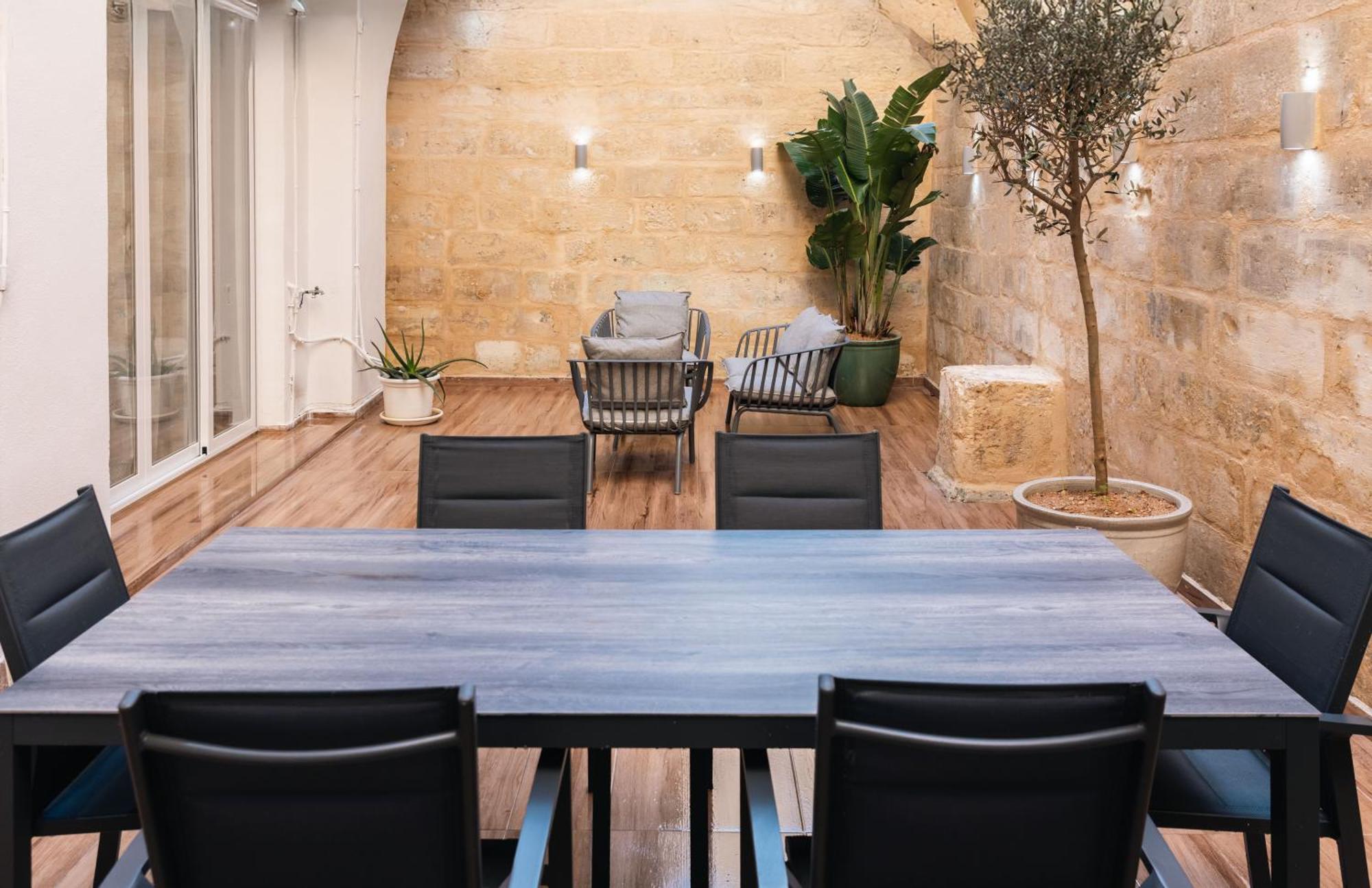 Valletta Waterfront Backyard Flat By Arcobnb Il-Furjana Exteriör bild
